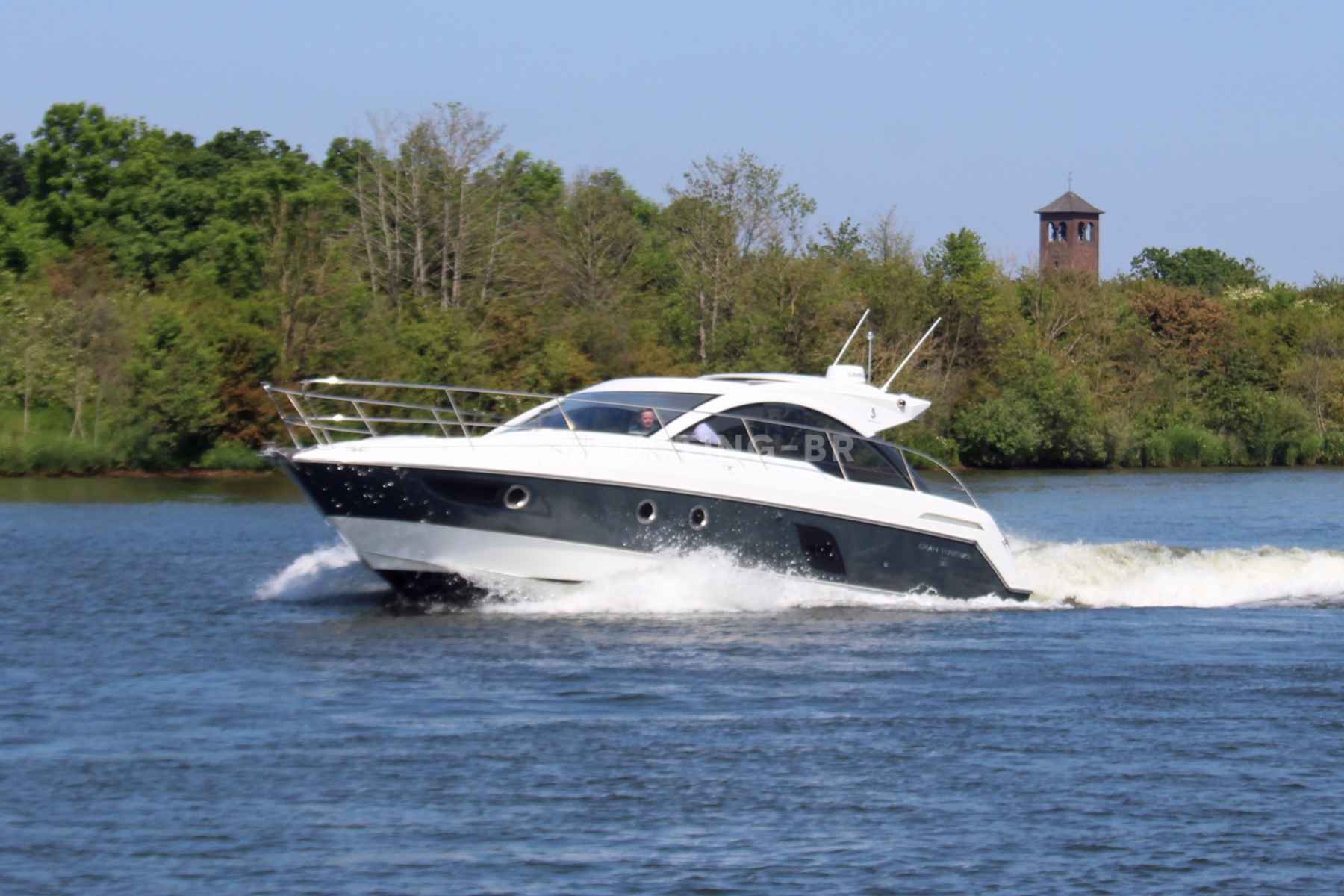 Motorboot Beneteau Gran Tourismo GT 38