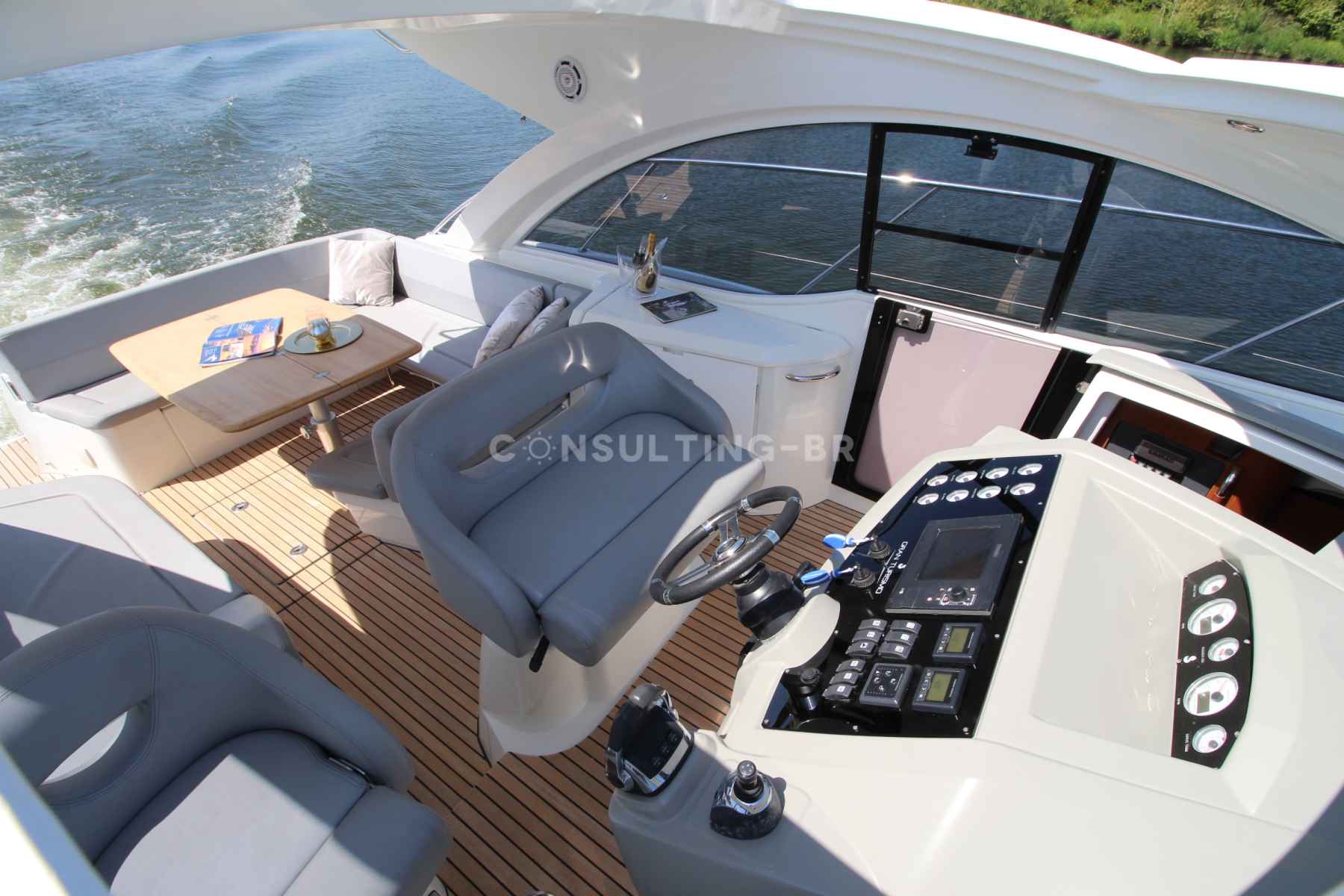 Motorboot Beneteau Gran Tourismo GT 38