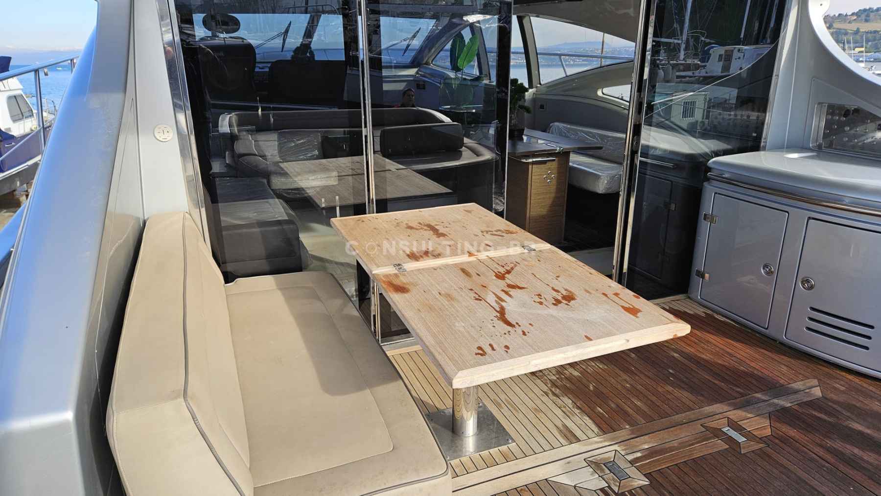 Motorboot Azimut 68 S