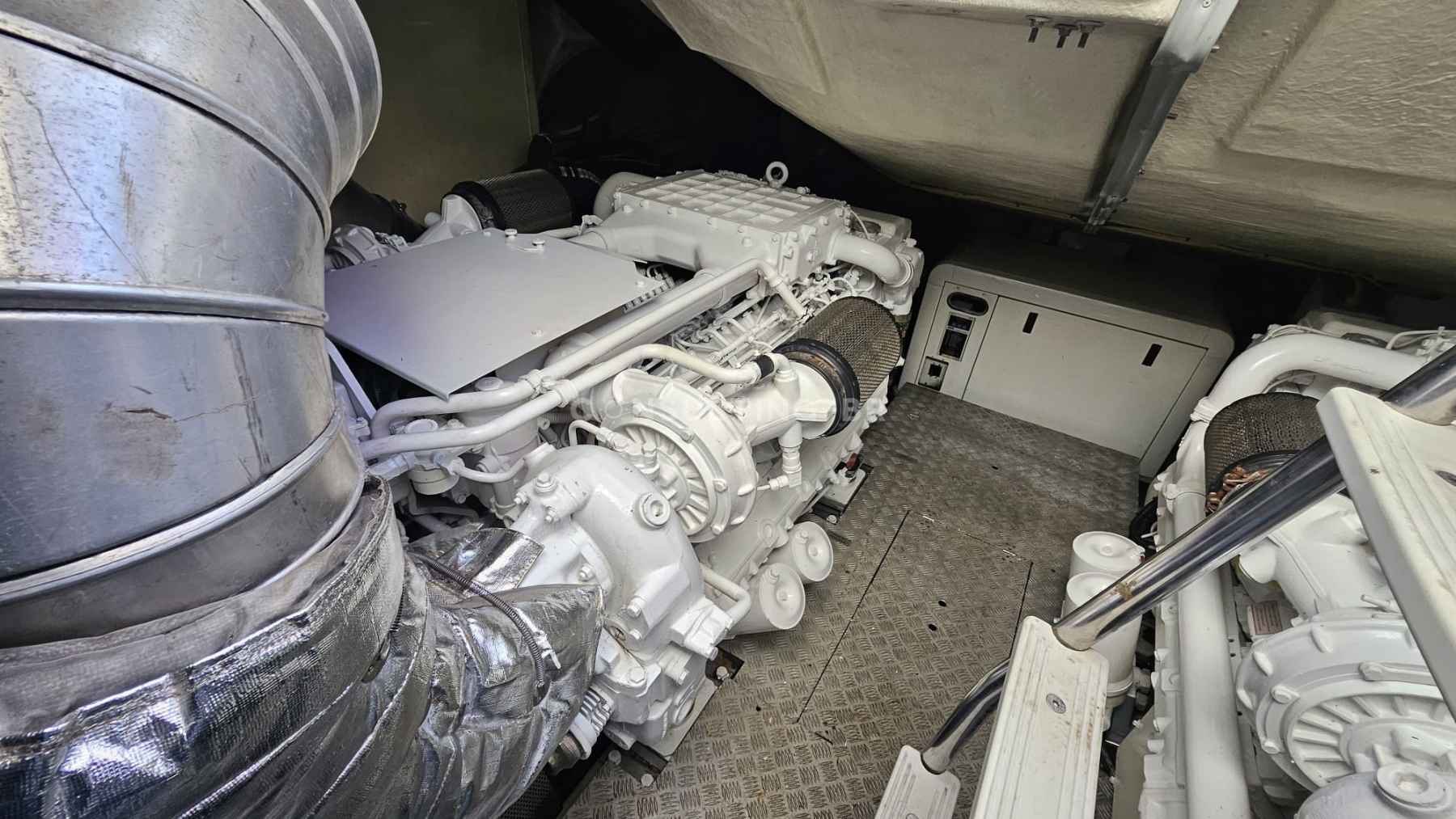 Motorboot Azimut 68 S