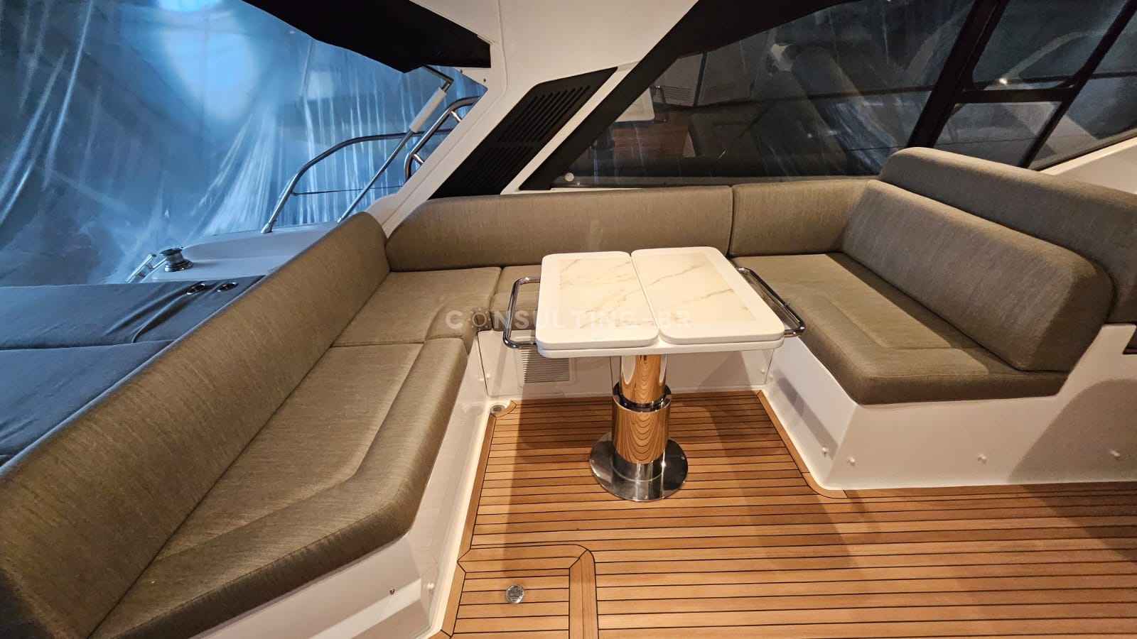 Motorboot Azimut Atlantis 51