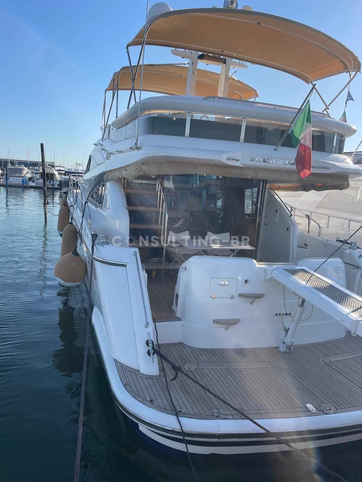 Motorboot Fairline Squadron 58
