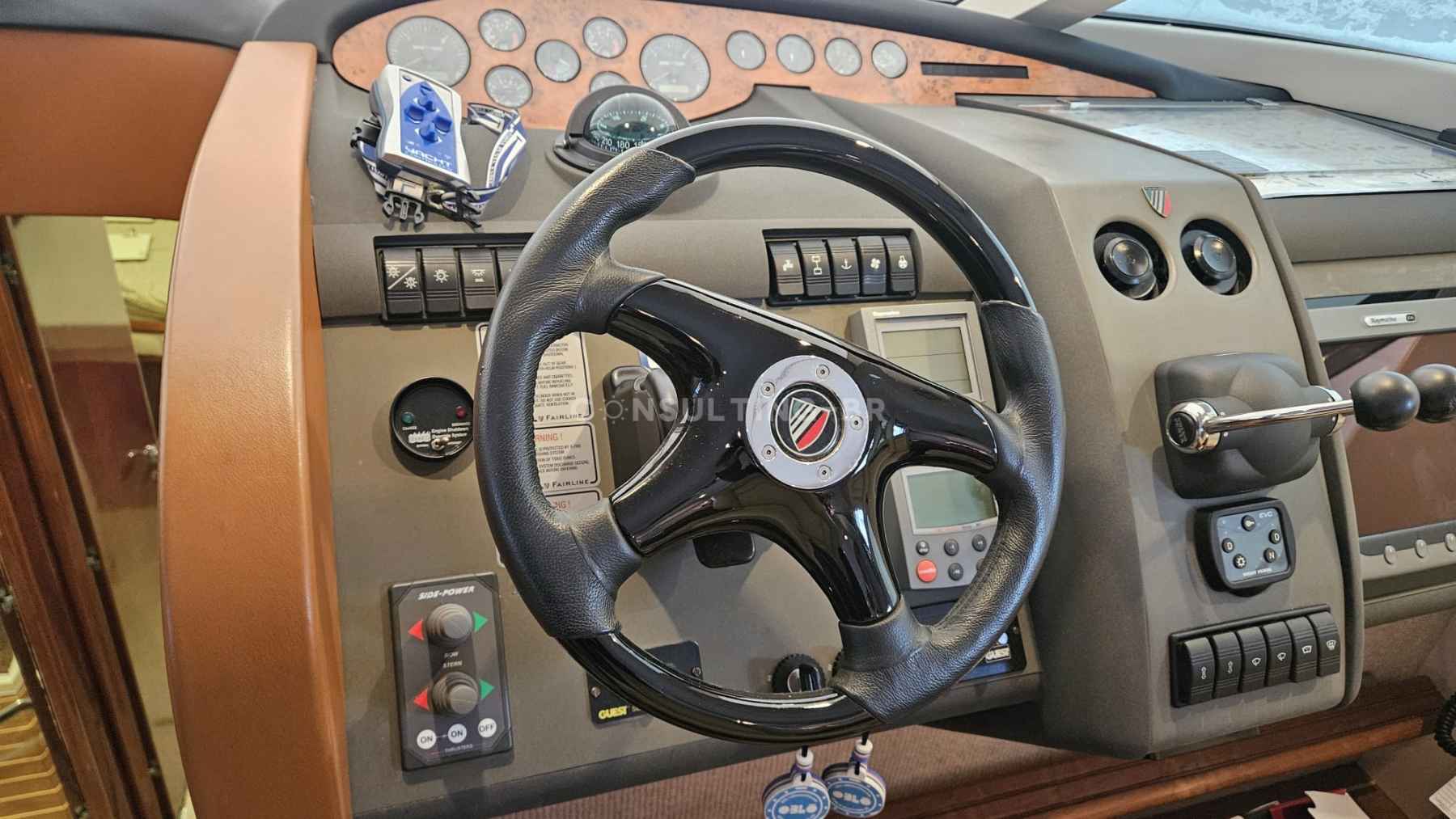 Motorboot Fairline Squadron 58