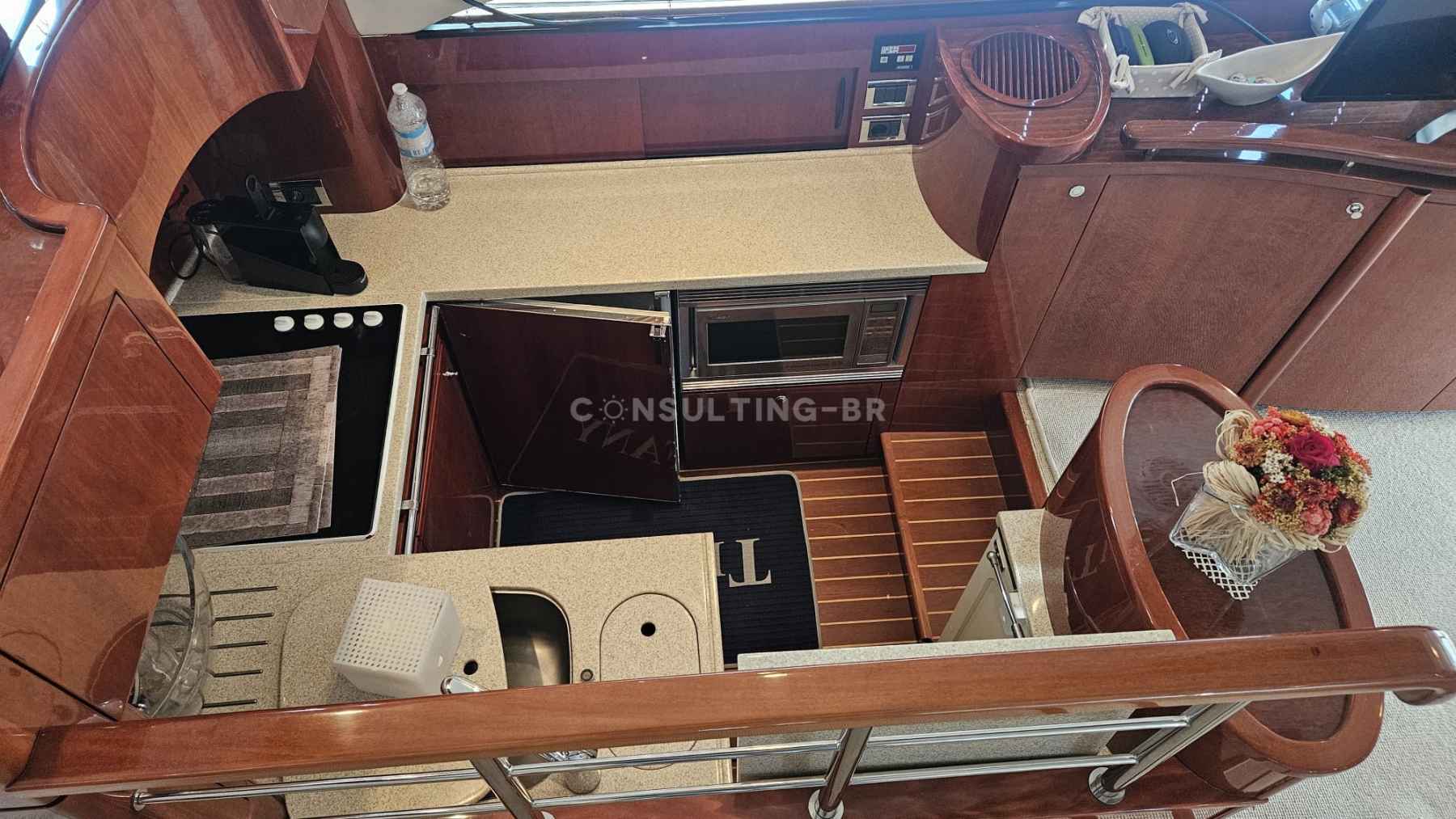 Motorboot Fairline Squadron 58