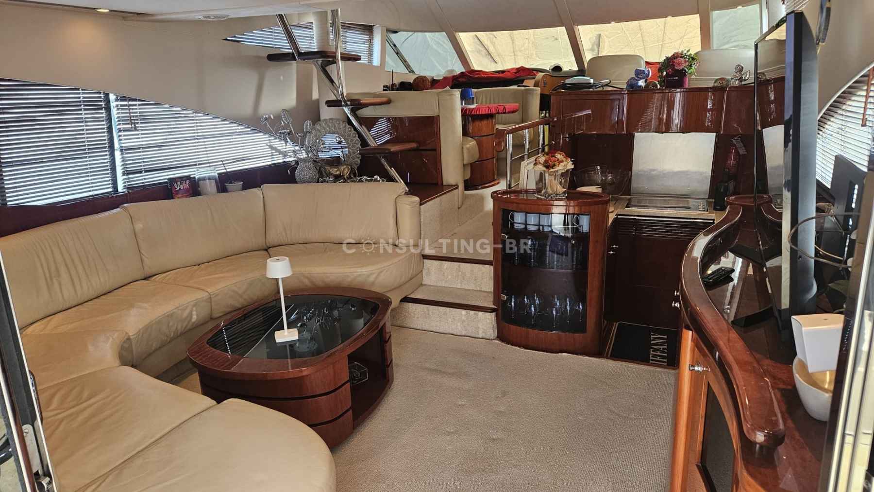 Motorboot Fairline Squadron 58