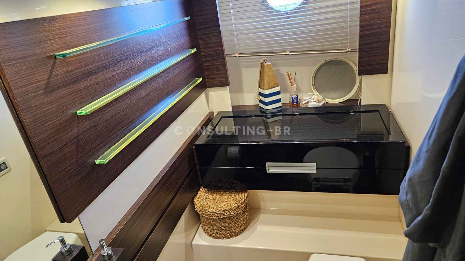 Motorboot Azimut 62 S