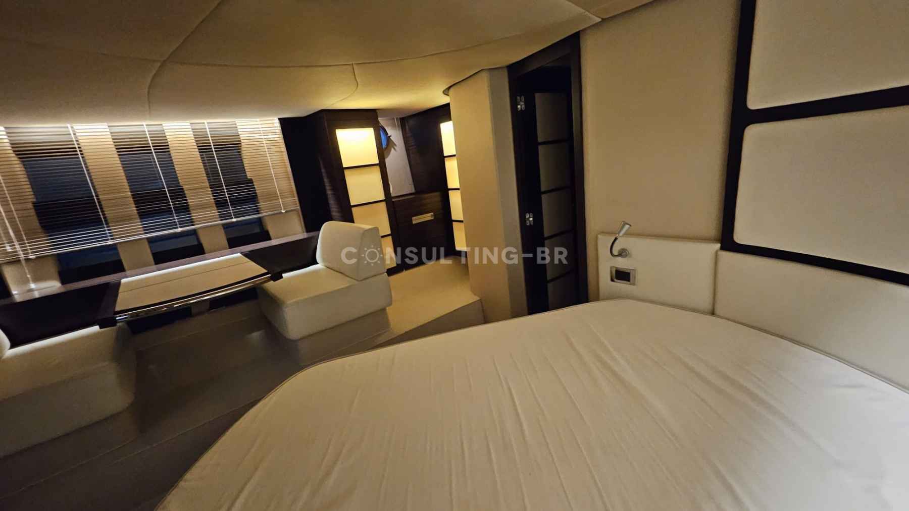 Motorboot Azimut 62 S
