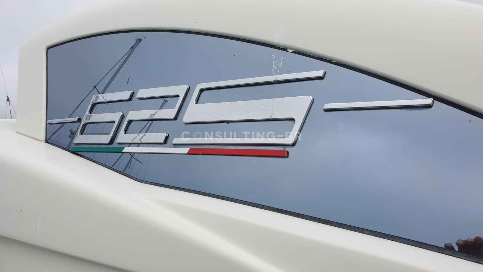 Motorboot Azimut 62 S