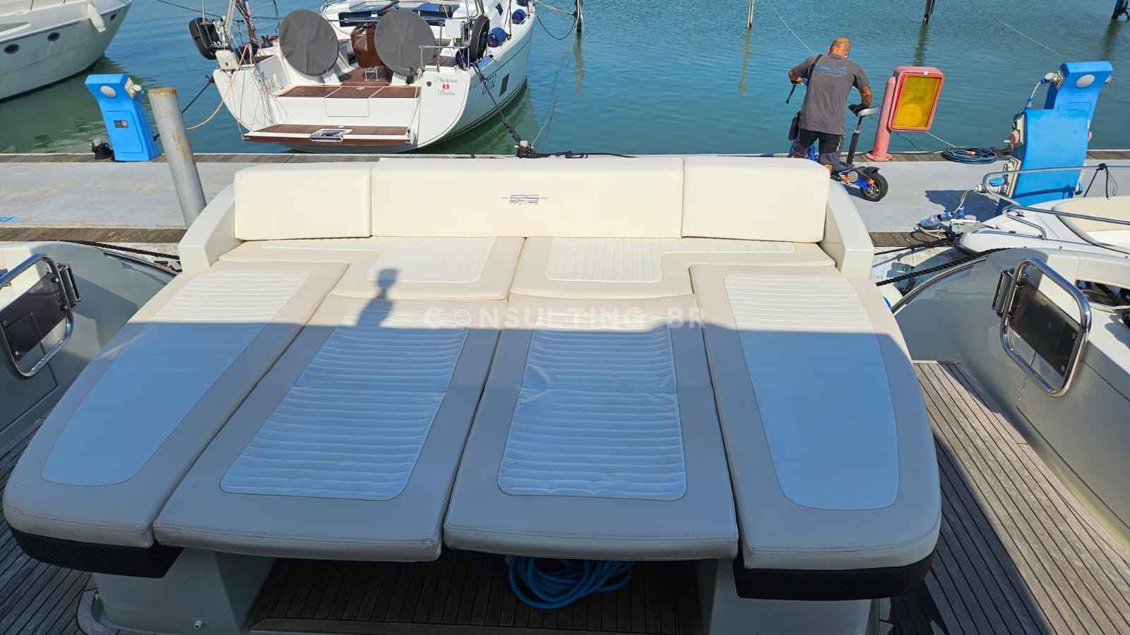Motorboot Azimut 62 S