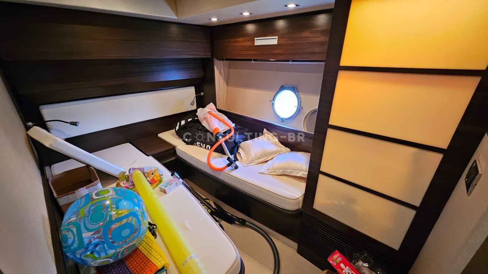 Motorboot Azimut 62 S