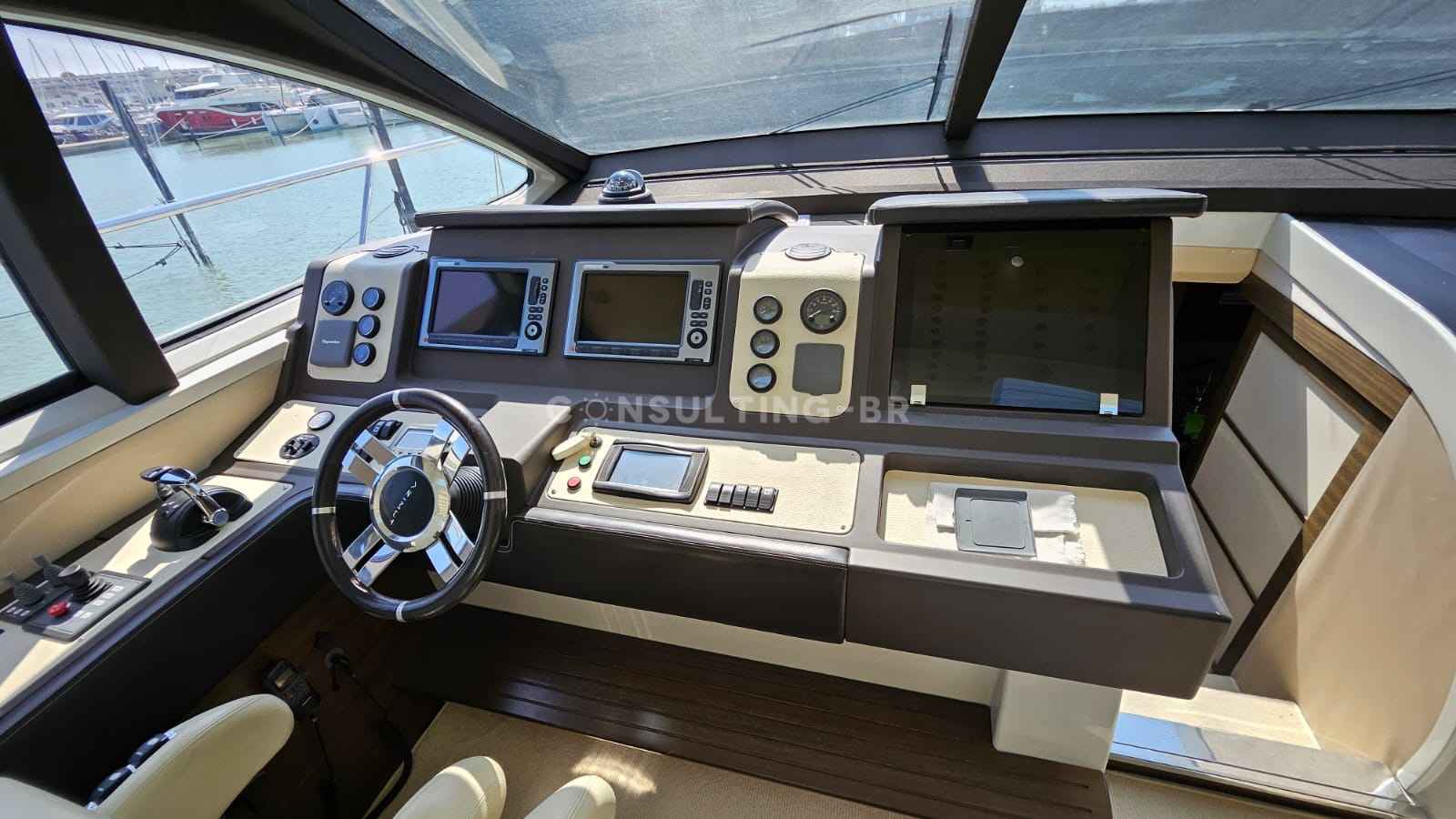 Motorboot Azimut 62 S