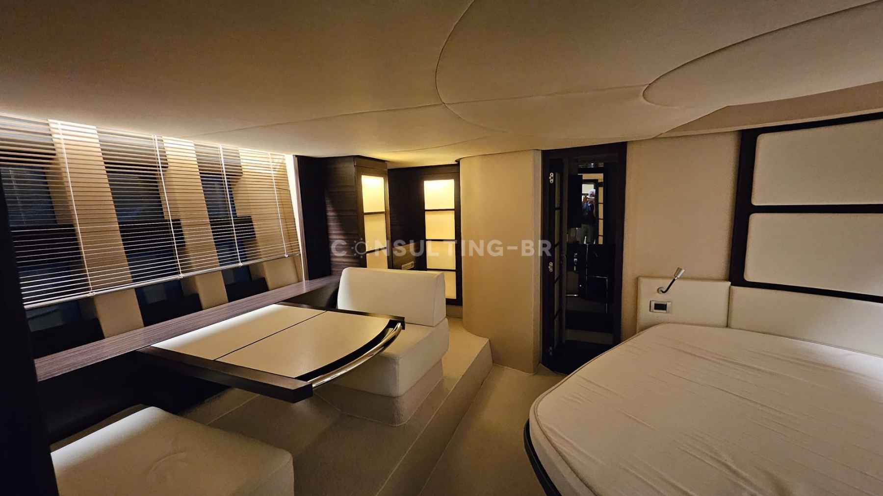Motorboot Azimut 62 S
