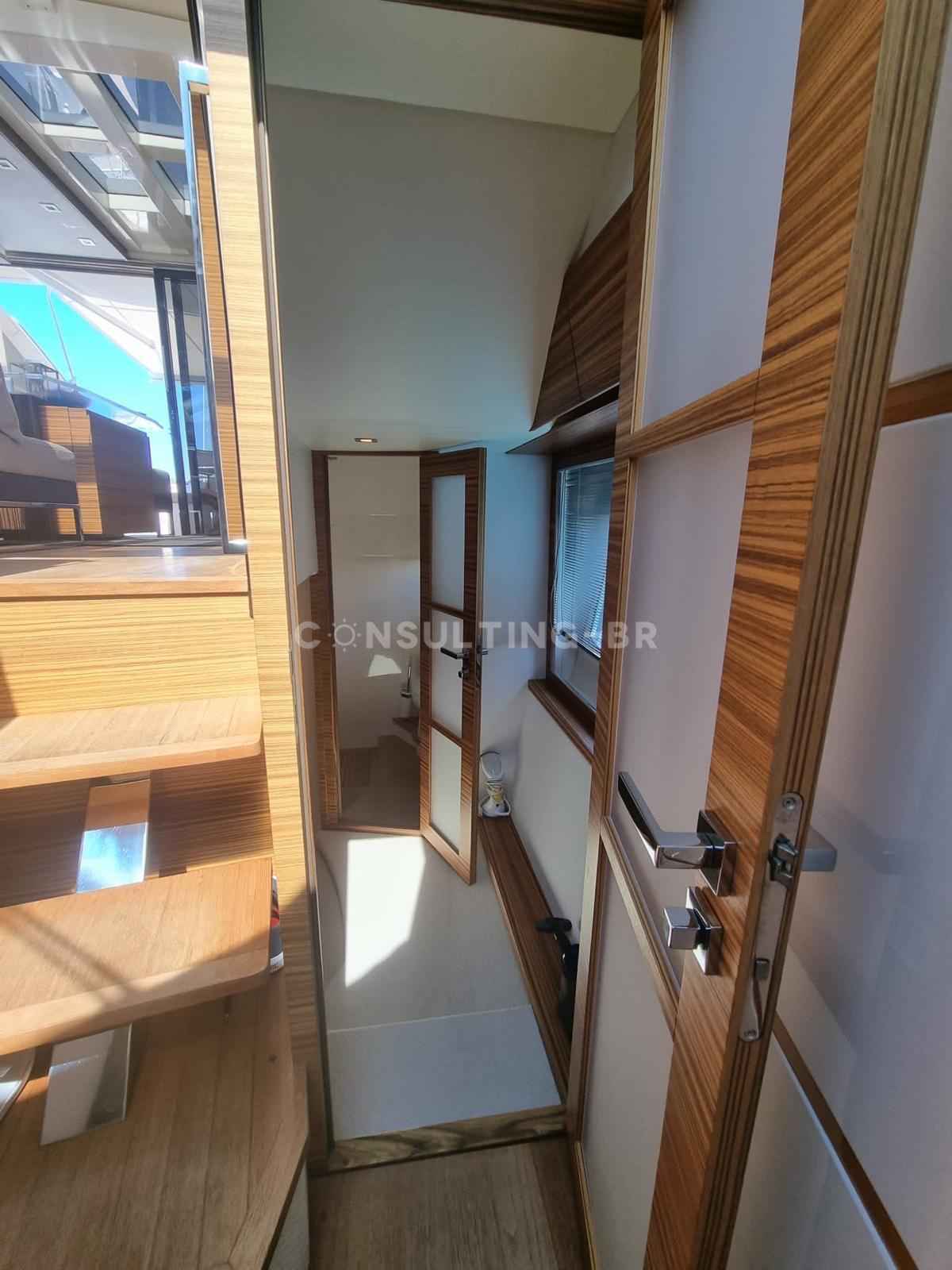 Motorboot Absolute 52