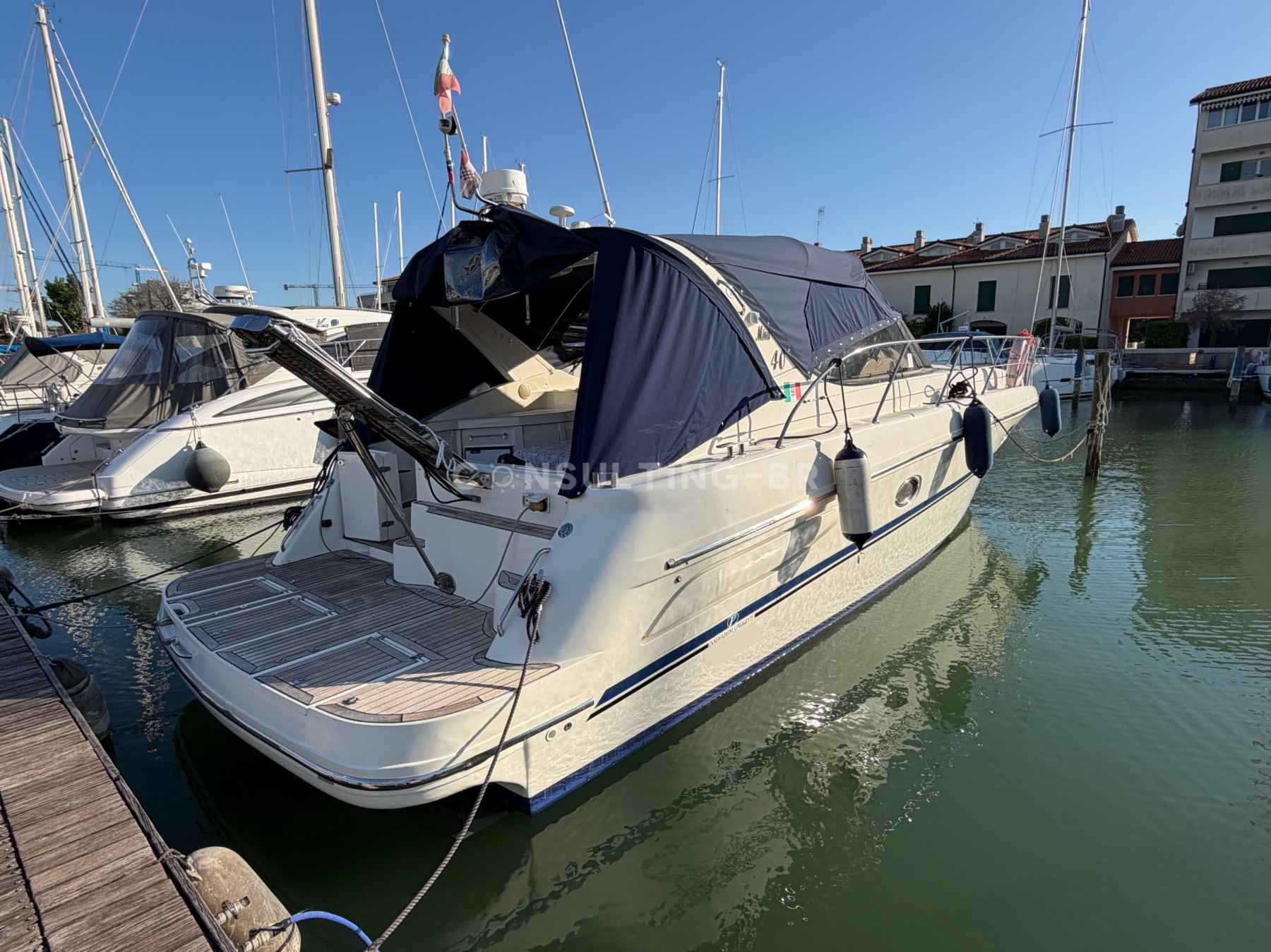 Motorboot Innovazione & Progetti Mira 40