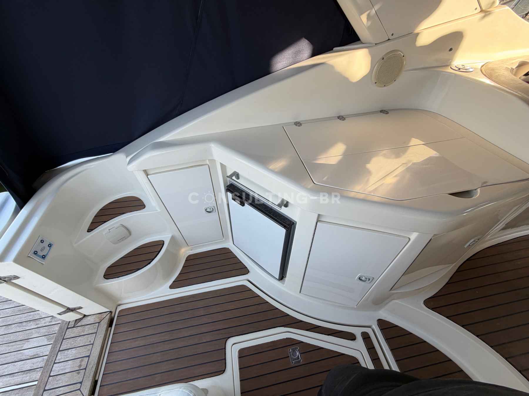 Motorboot Innovazione & Progetti Mira 40
