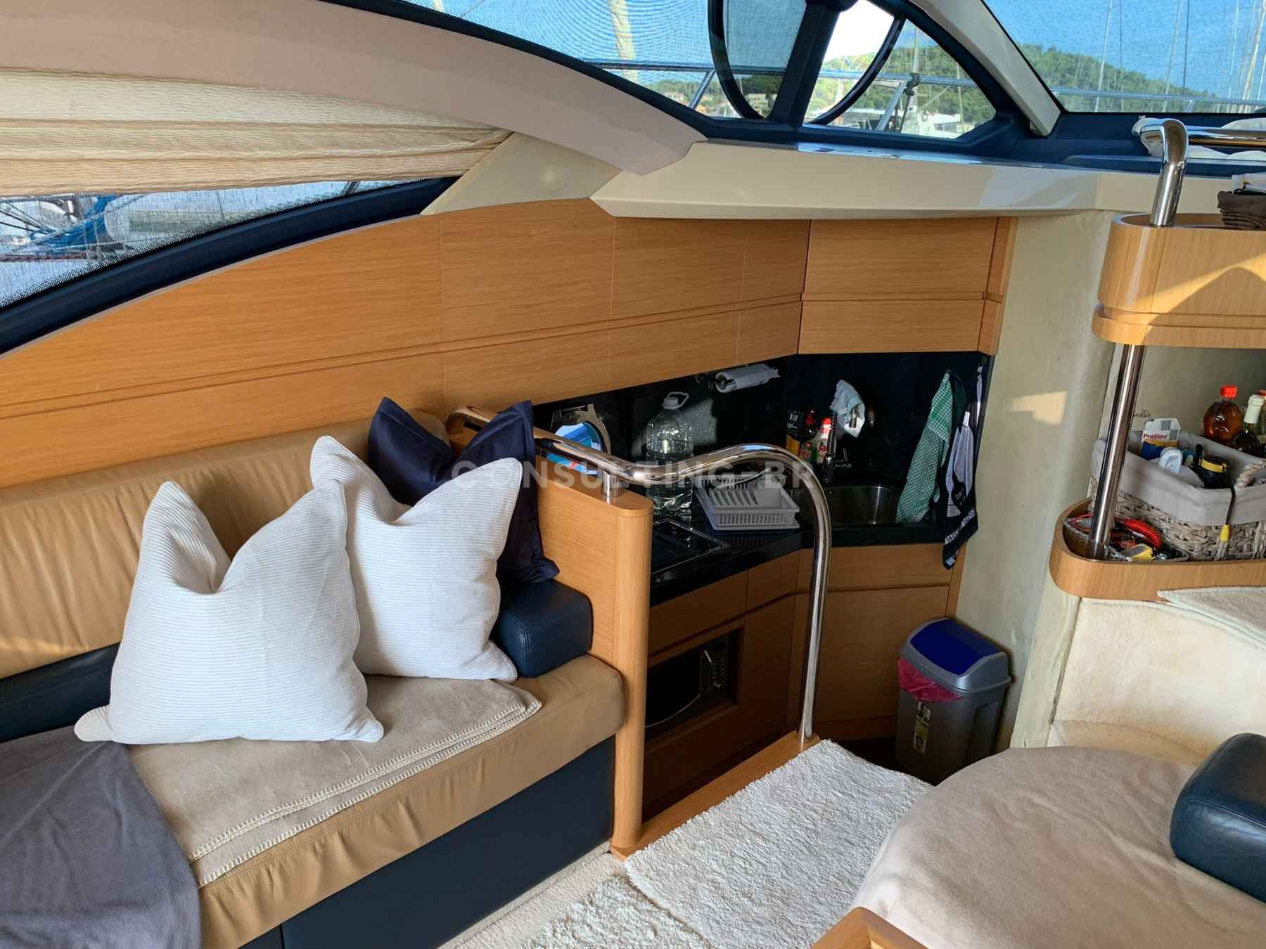 Motorboot Azimut 43 Fly