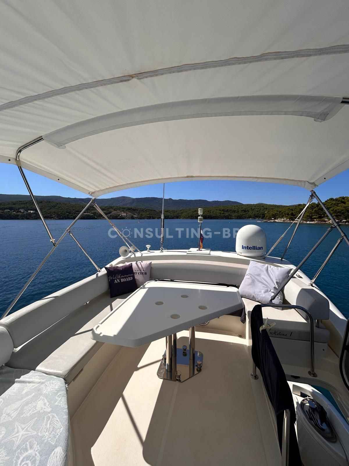 Motorboot Azimut 43 Fly