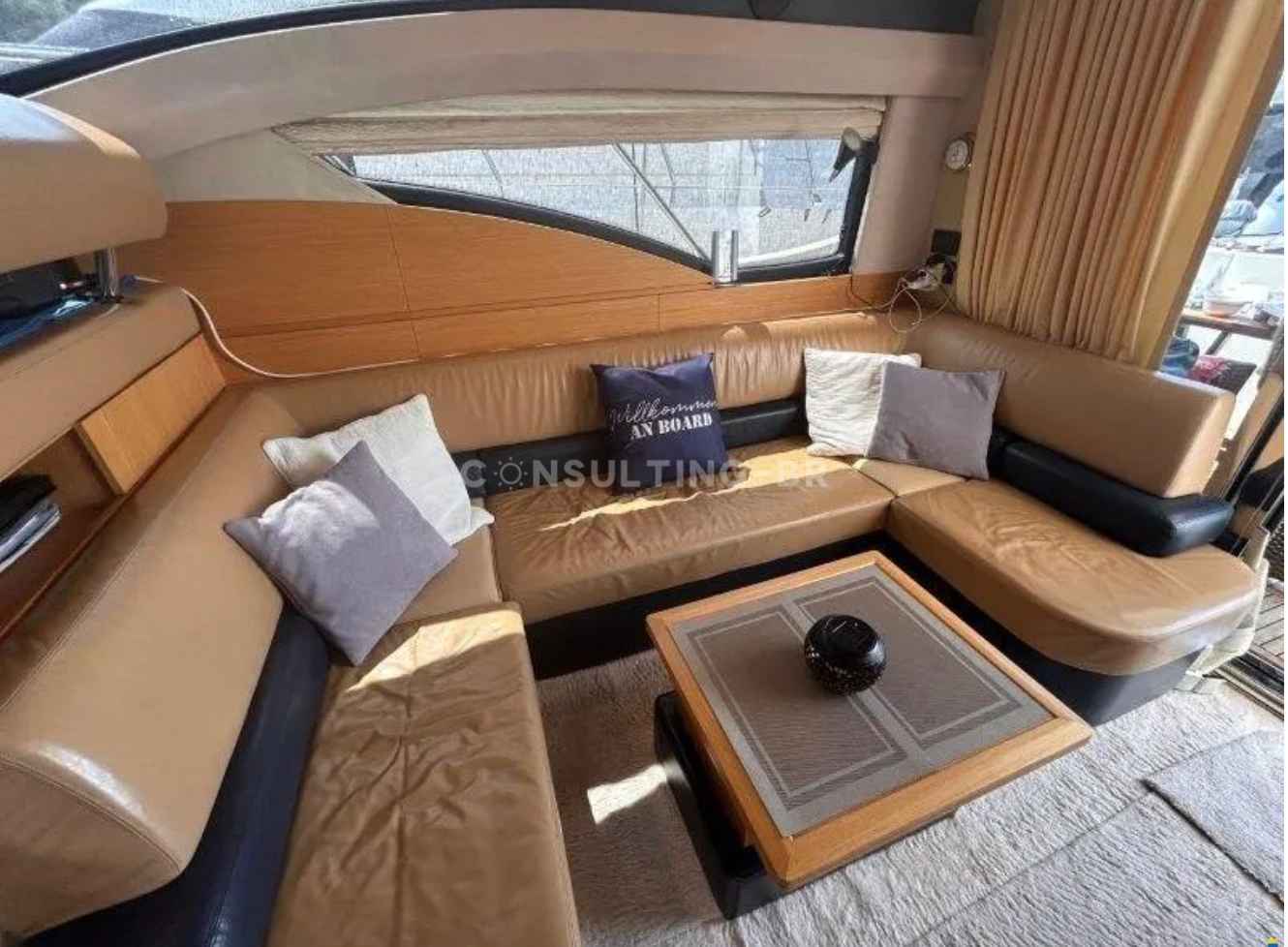 Motorboot Azimut 43 Fly