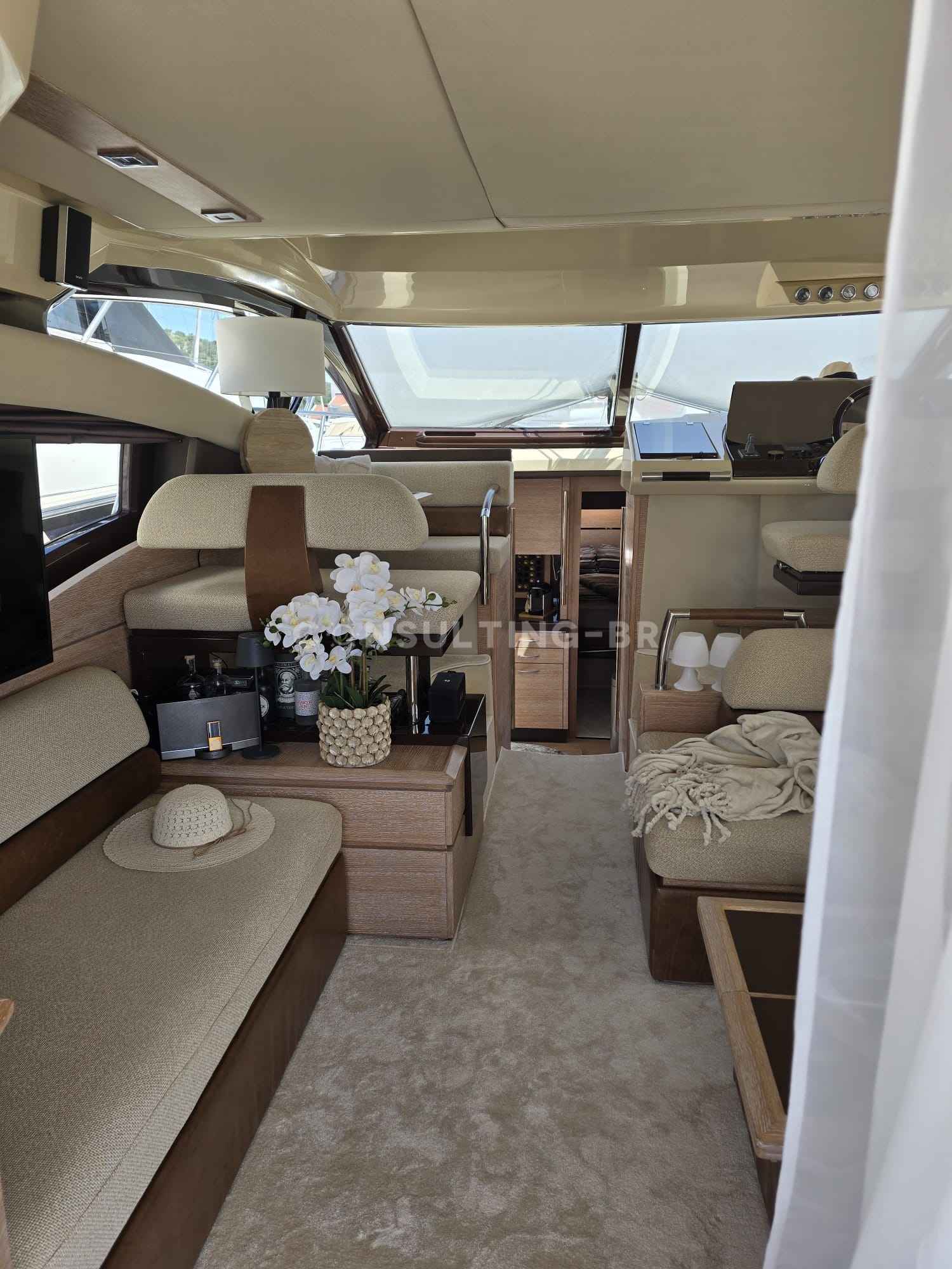 Motorboot Azimut 47 Fly