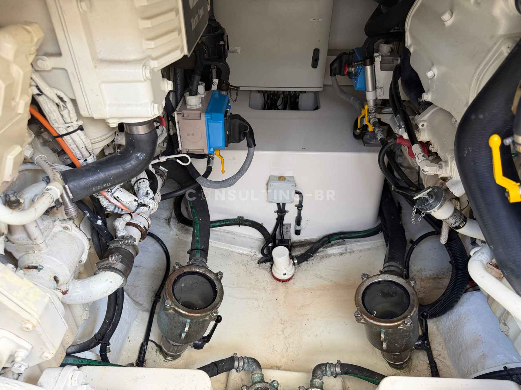 Motorboot Azimut 47 Fly