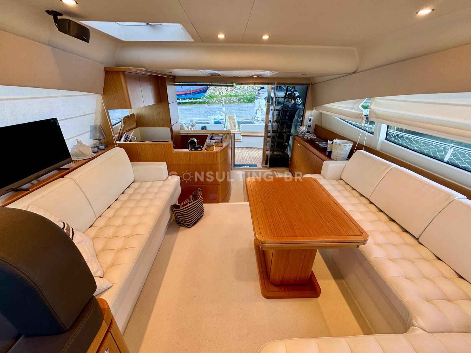Motorboot Ferretti 530