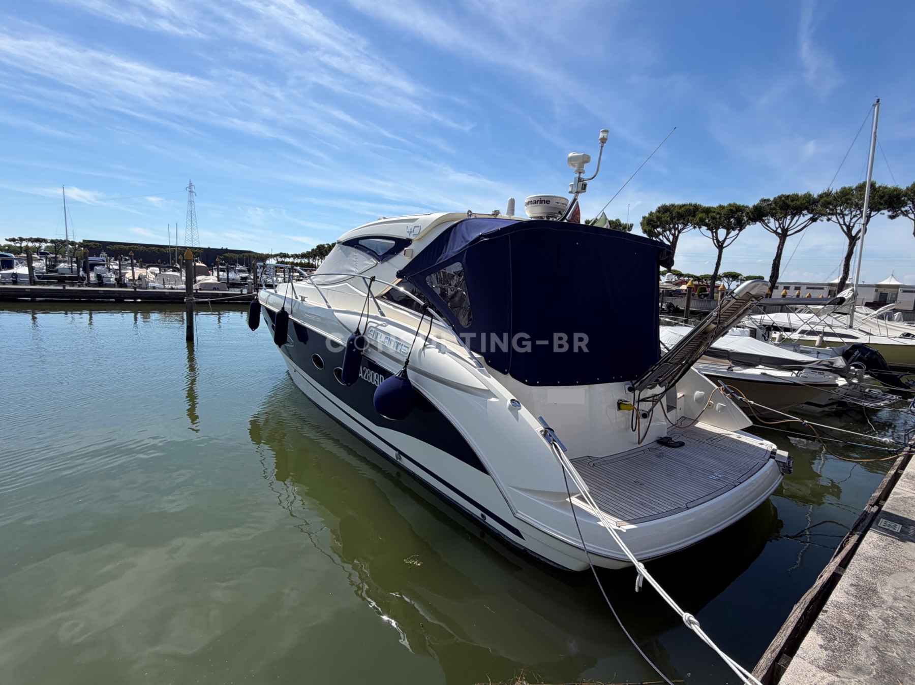 Motorboot Azimut Atlantis 40 HT