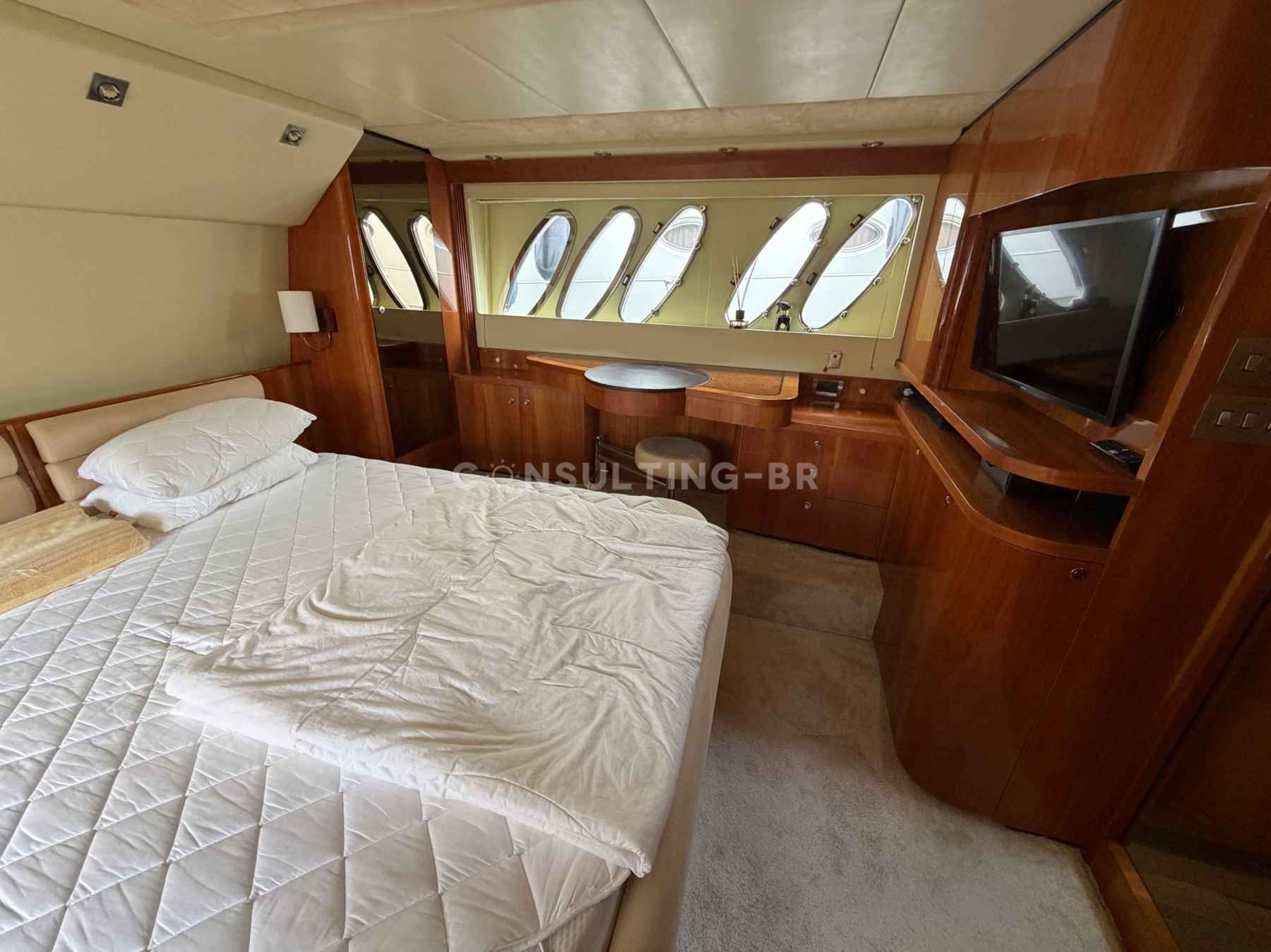 Motorboot Sealine T60