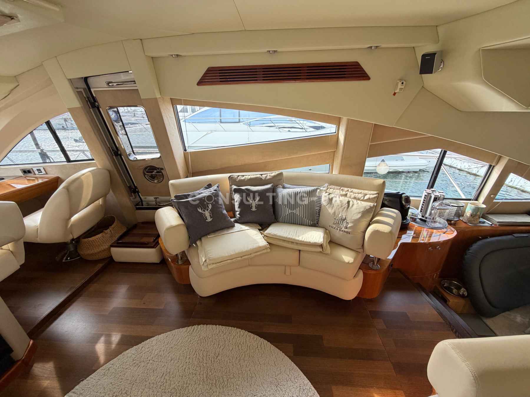 Motorboot Sealine T60