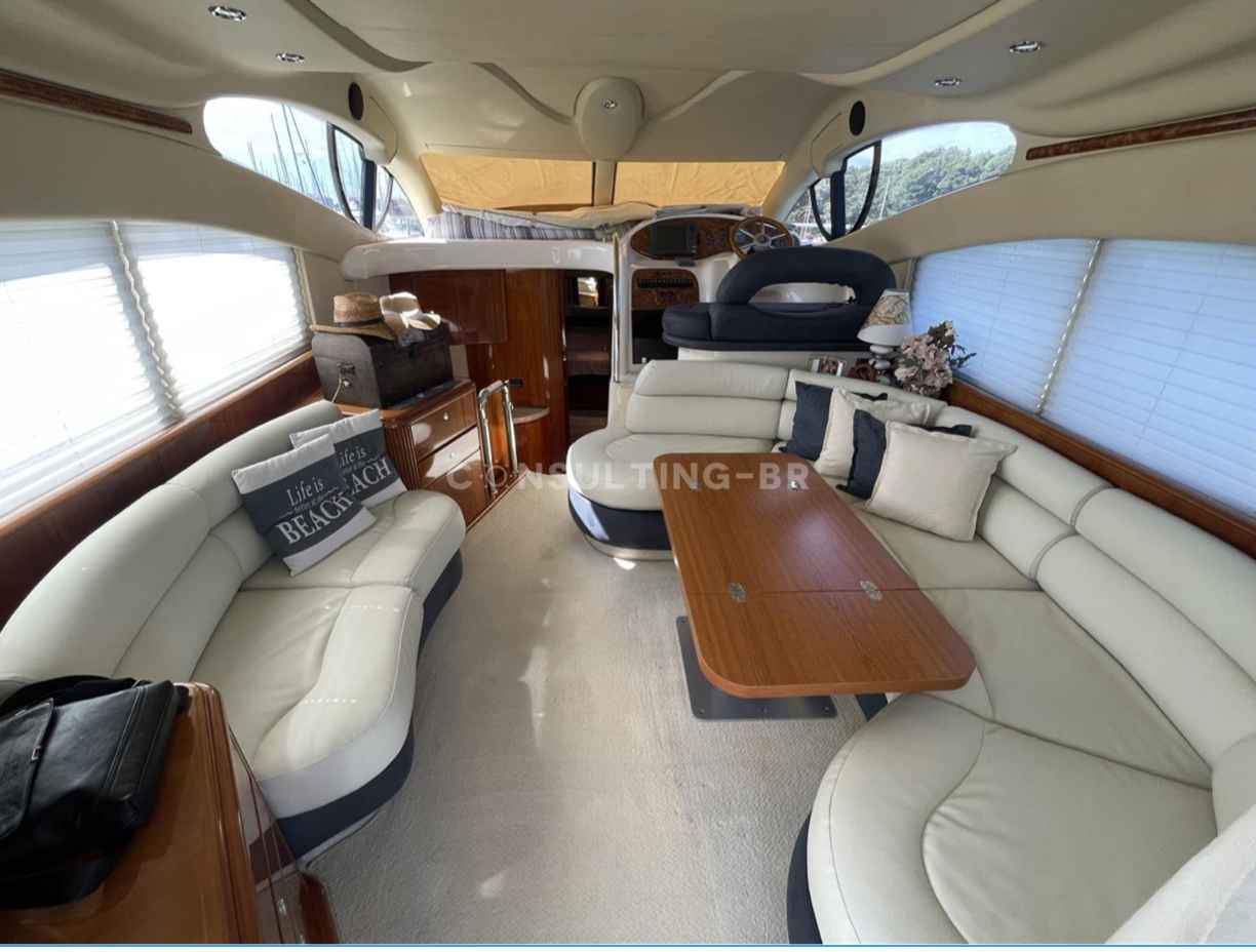 Motorboot Azimut 42 Fly