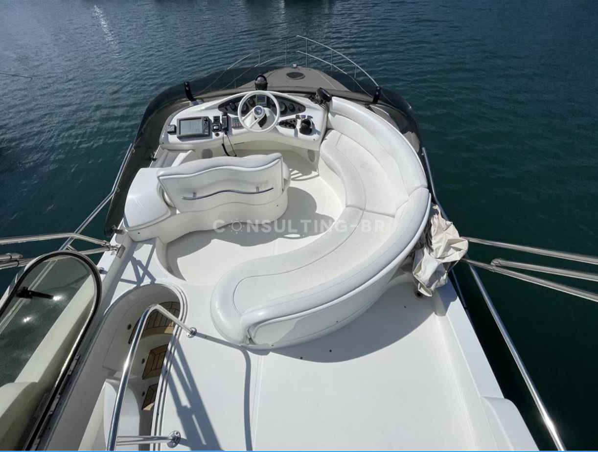 Motorboot Azimut 42 Fly