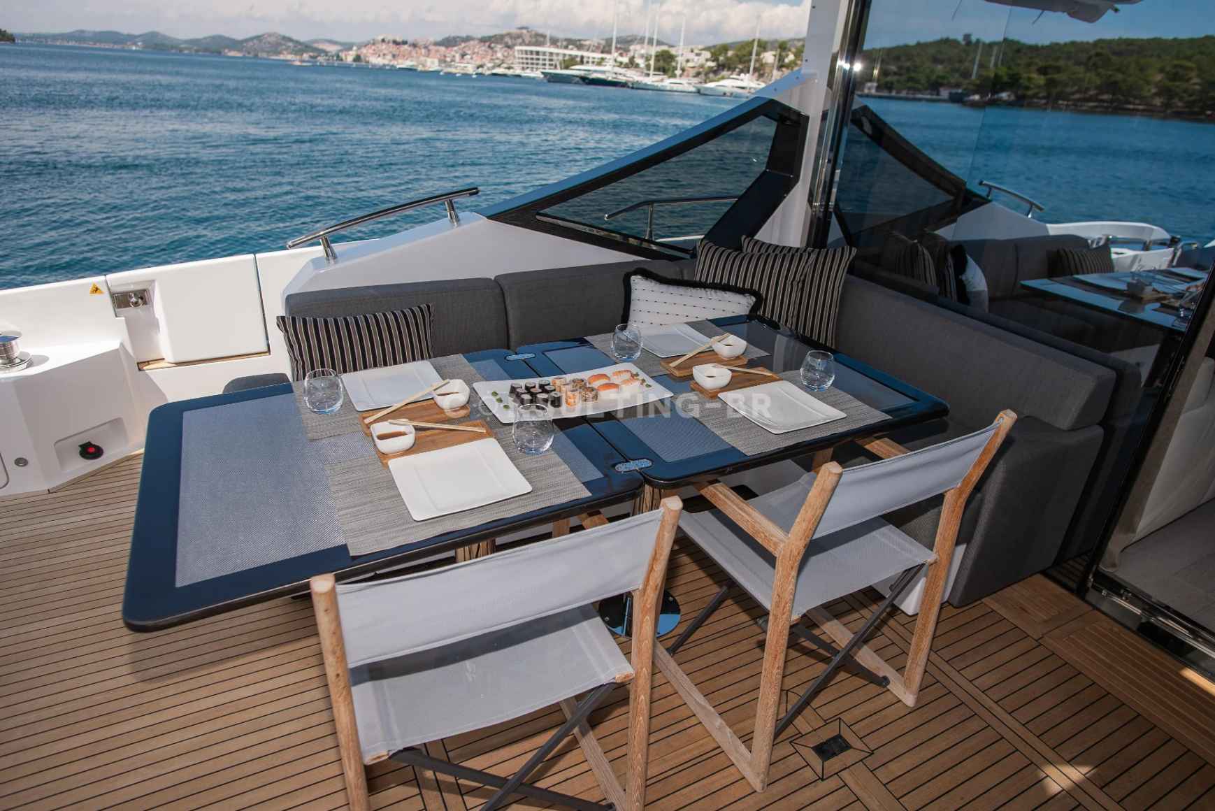Motorboot Azimut S7