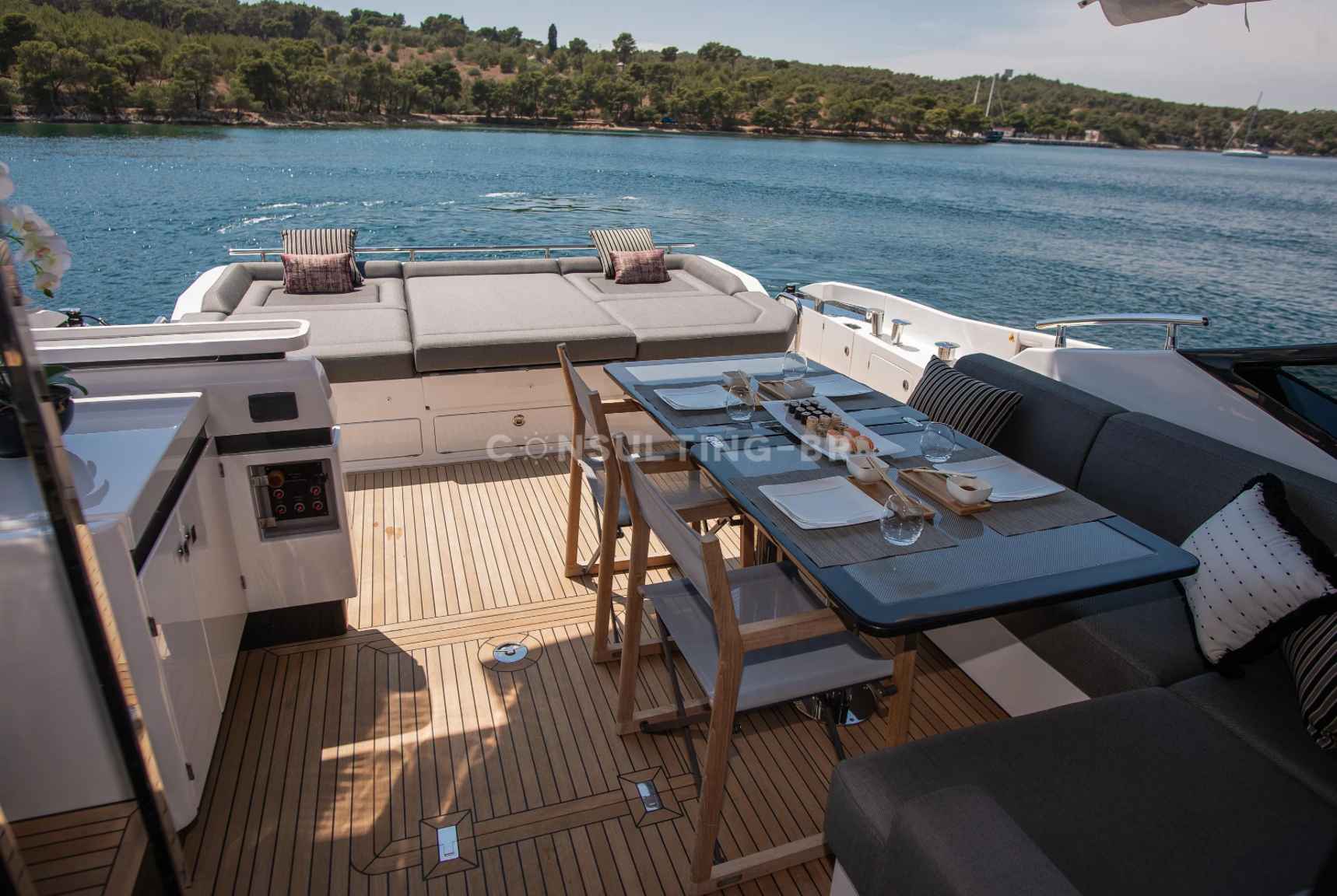 Motorboot Azimut S7