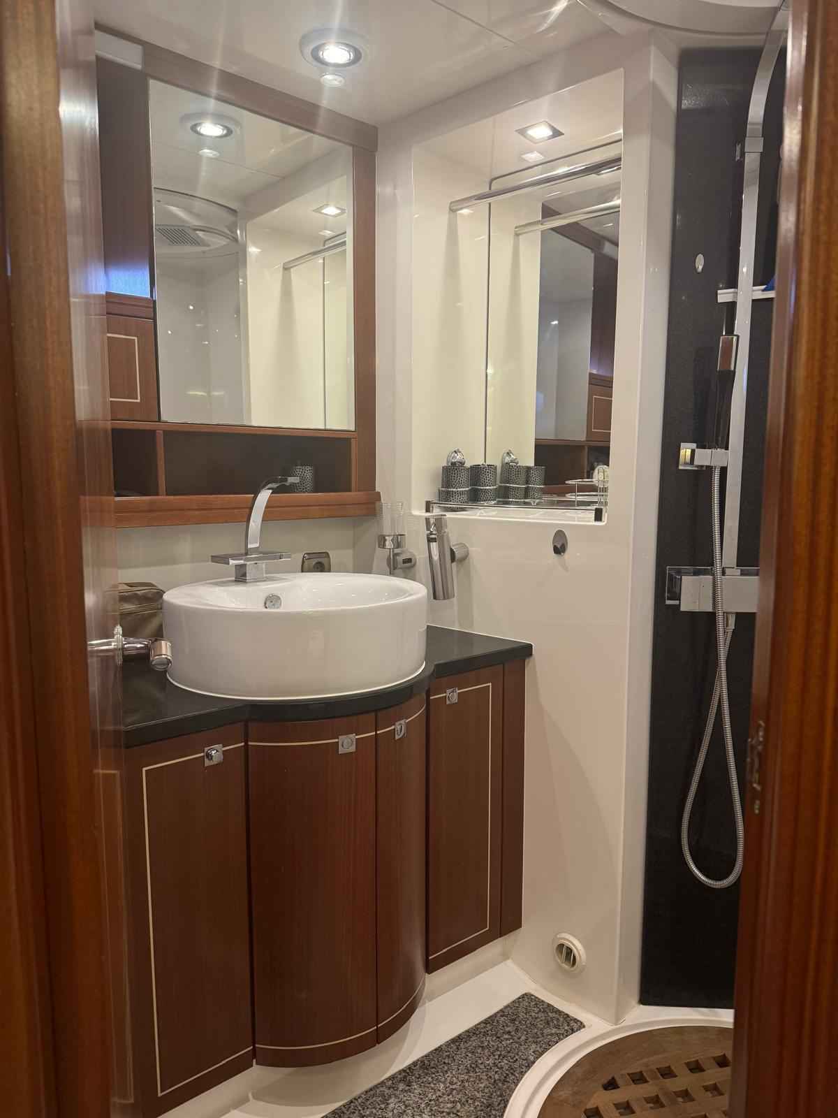 Motorboot Galeon 530 Fly
