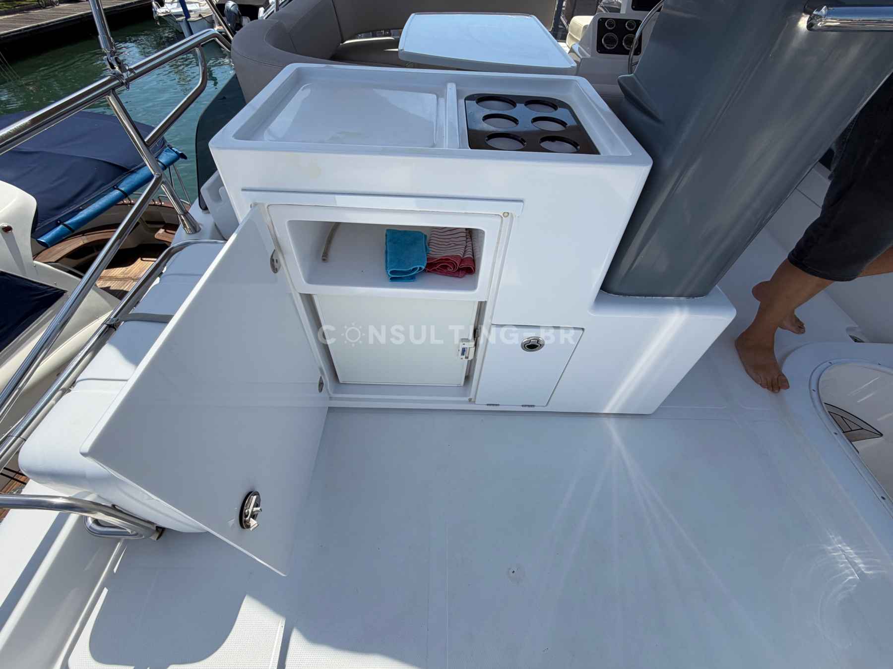 Motorboot Azimut Magellano 43