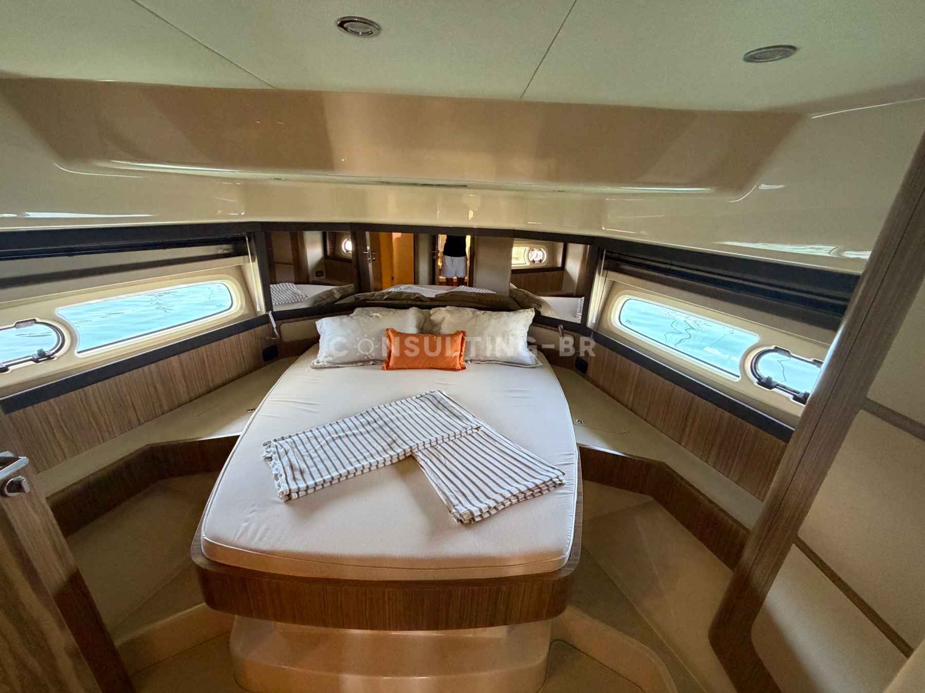 Motorboot Azimut Magellano 43