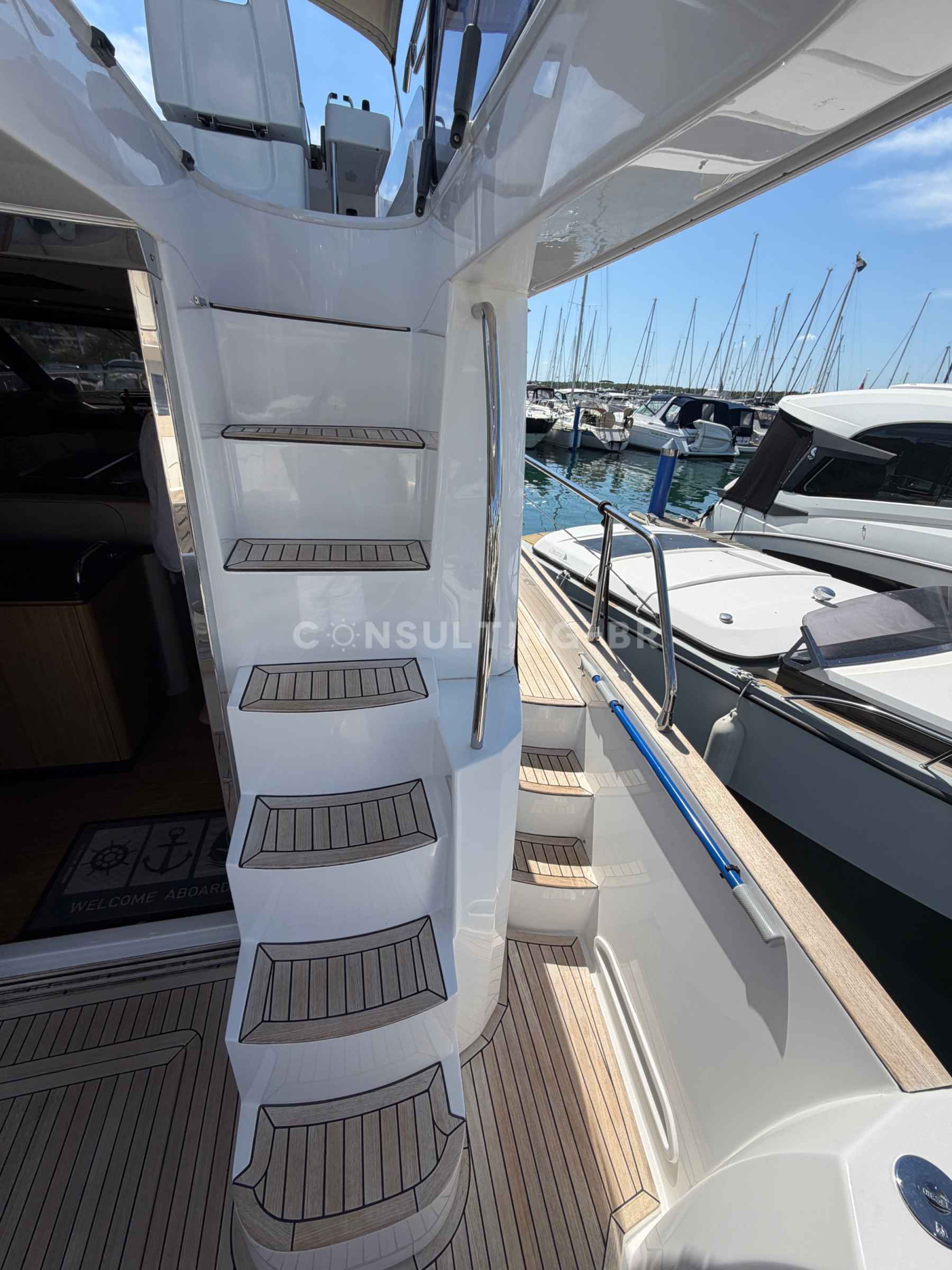Motorboot Azimut Magellano 43