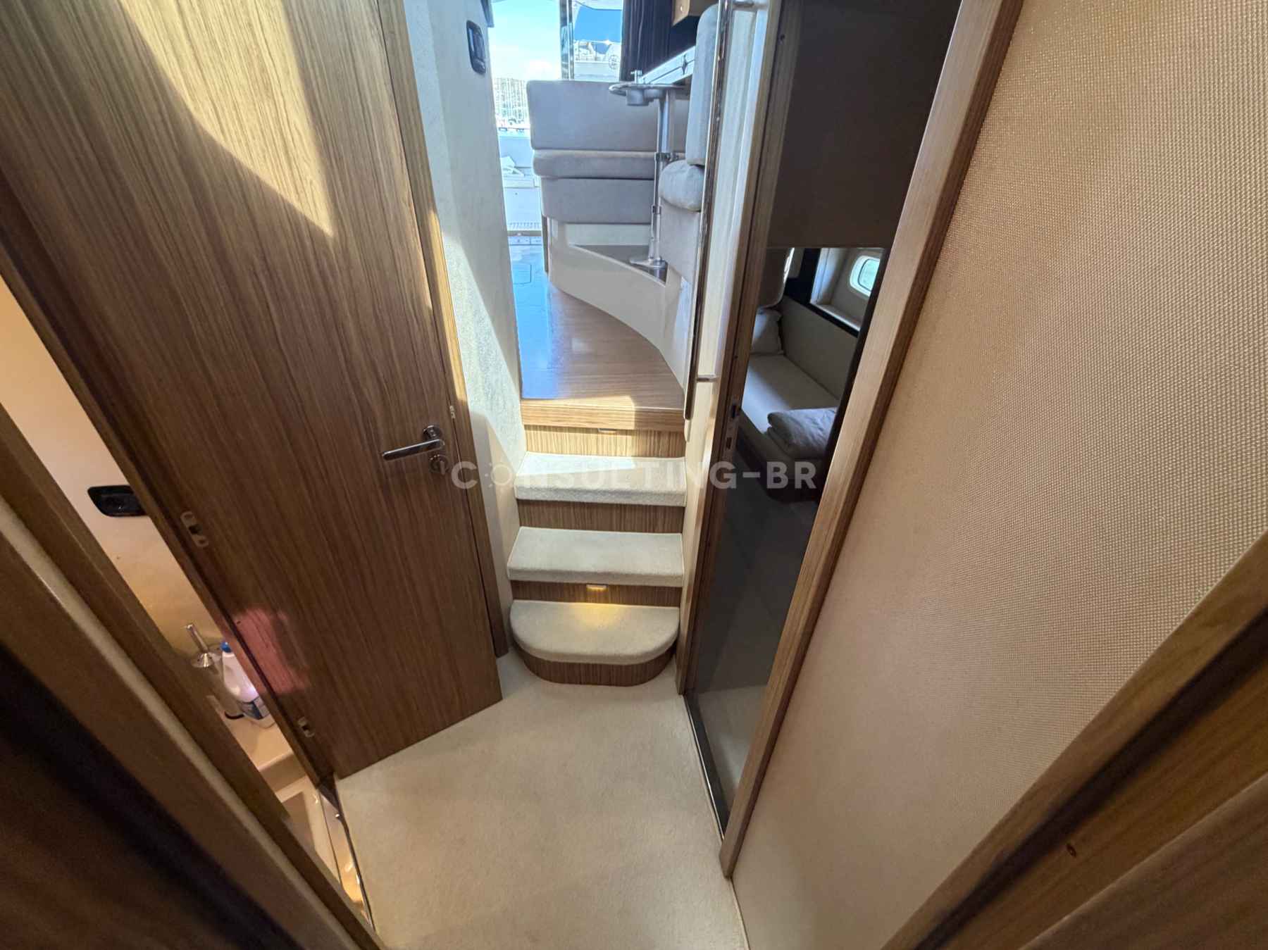 Motorboot Azimut Magellano 43