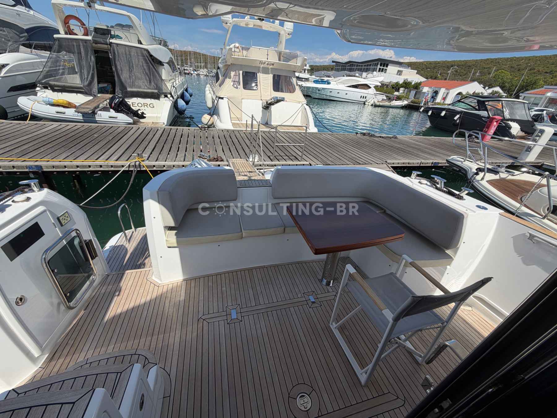 Motorboot Azimut Magellano 43