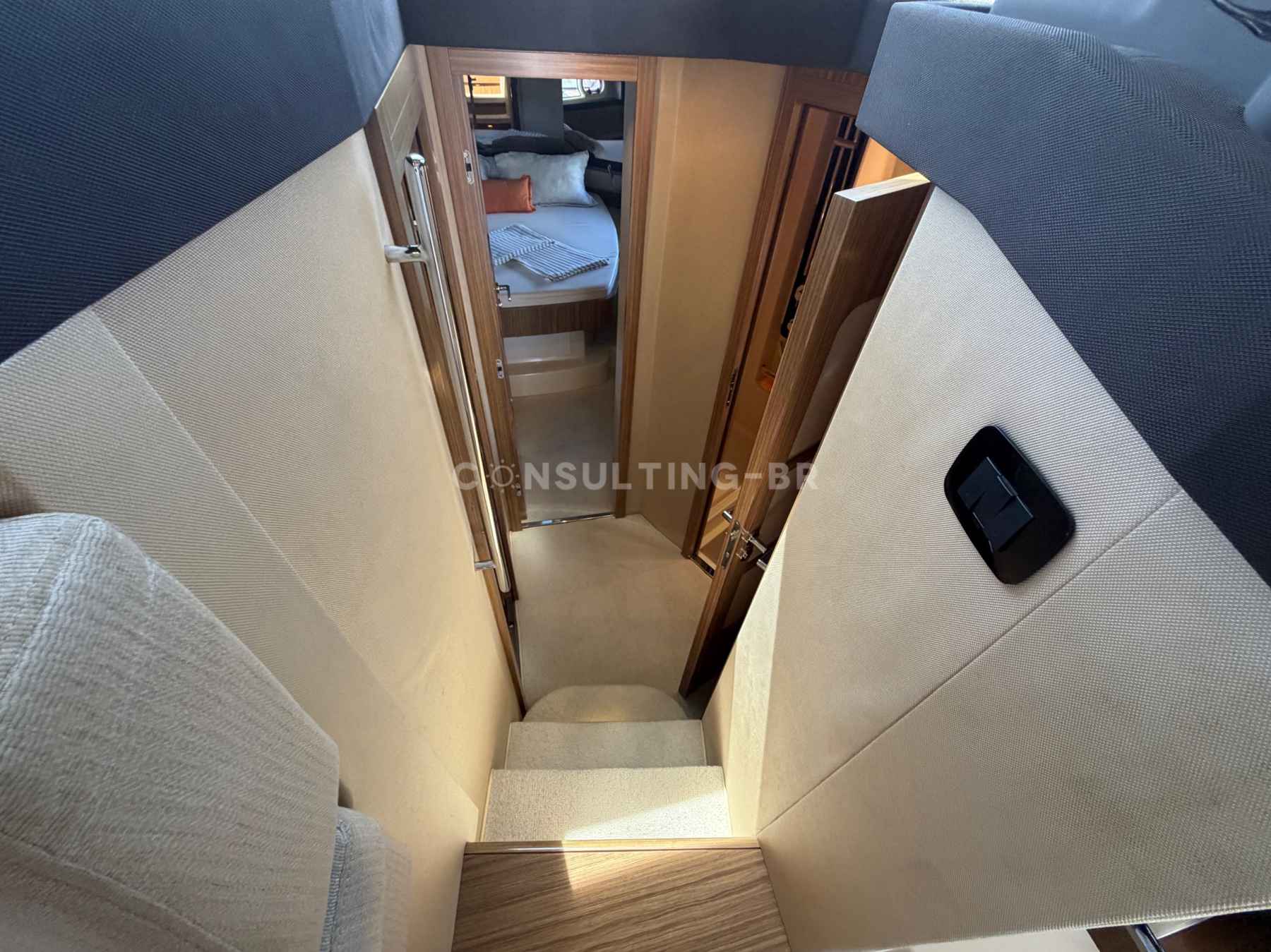 Motorboot Azimut Magellano 43
