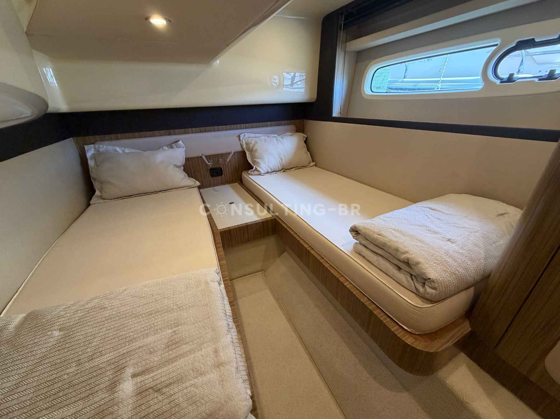 Motorboot Azimut Magellano 43