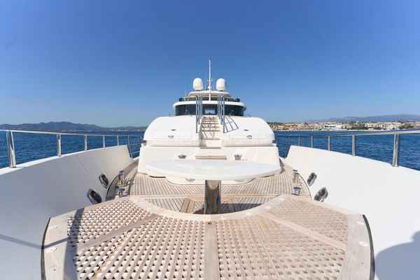Motorboot Benetti DELFINO 93