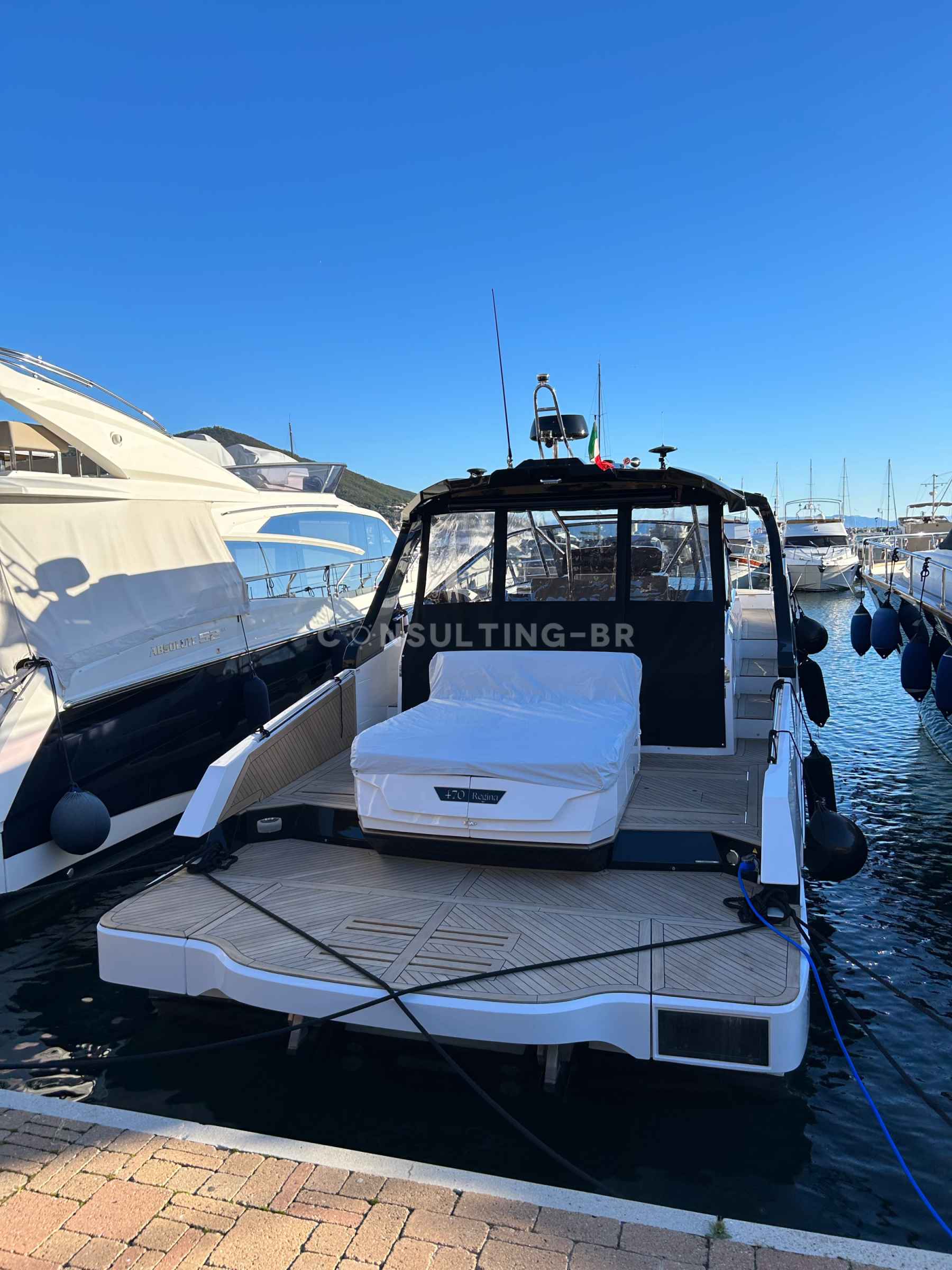 Motorboot FIM 470 Regina