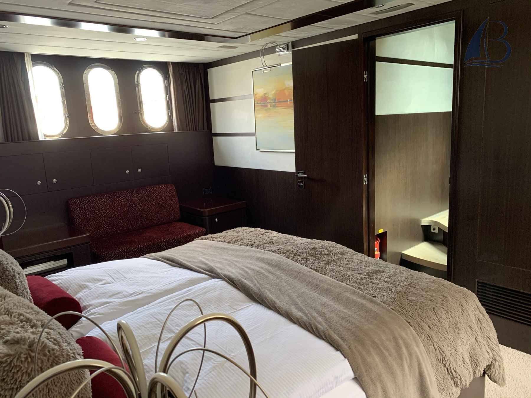 Motorboot Baltic Elegance 72