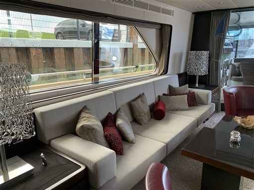 Motorboot Elegant 72