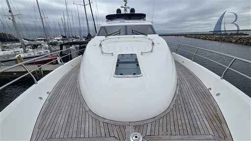 Motorboot Fairline Squadron 68