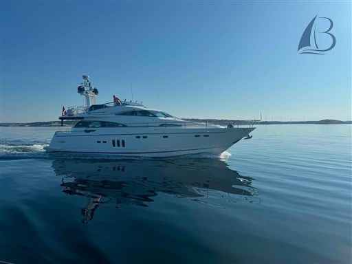Motorboot Fairline Squadron 68