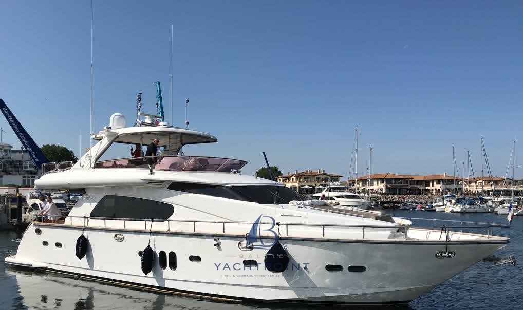 Motorboot Baltic Elegance 68