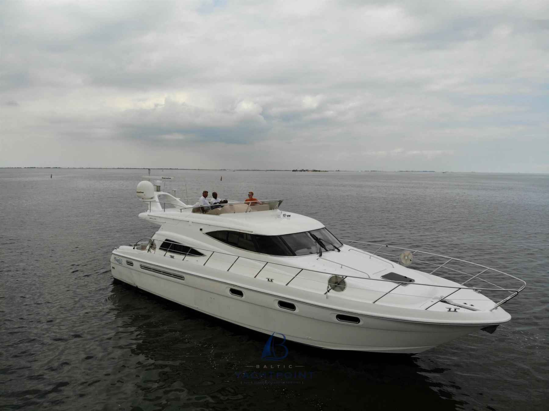 Motorboot Sealine T 52