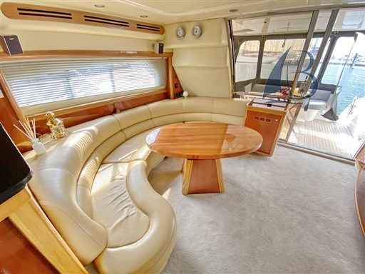 Motorboot Sealine T 52