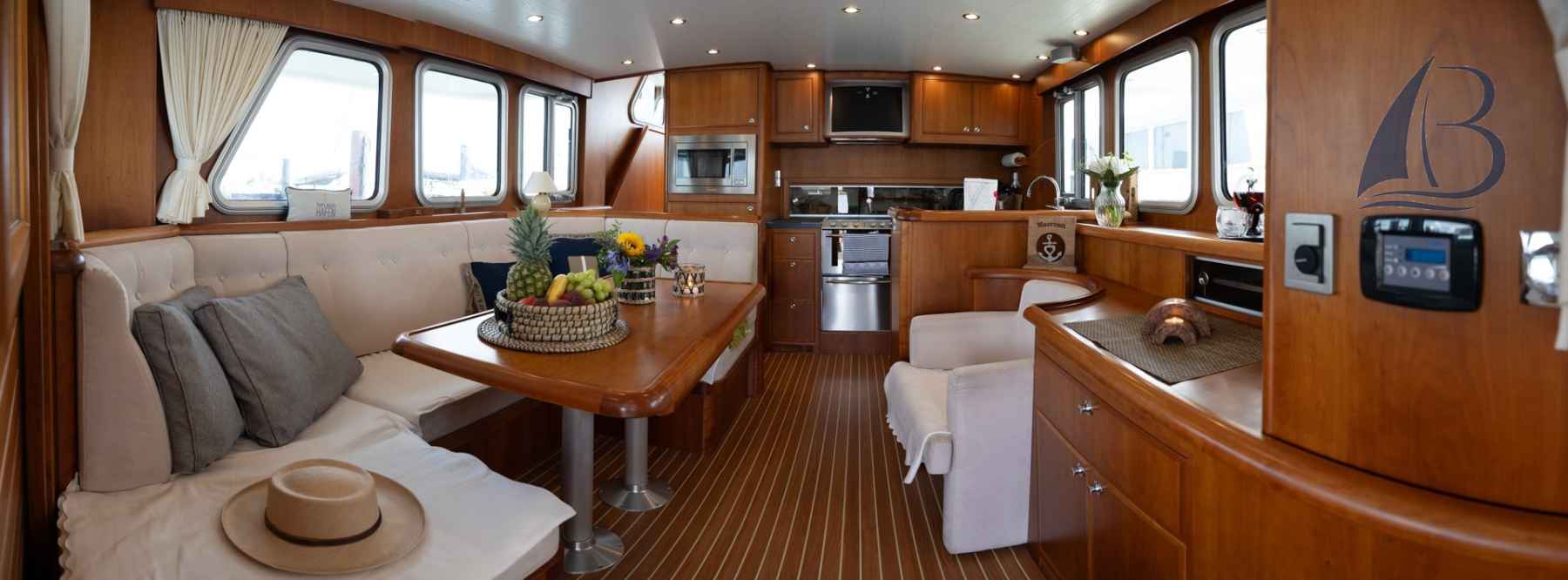 Motorboot Privateer Trawler 50